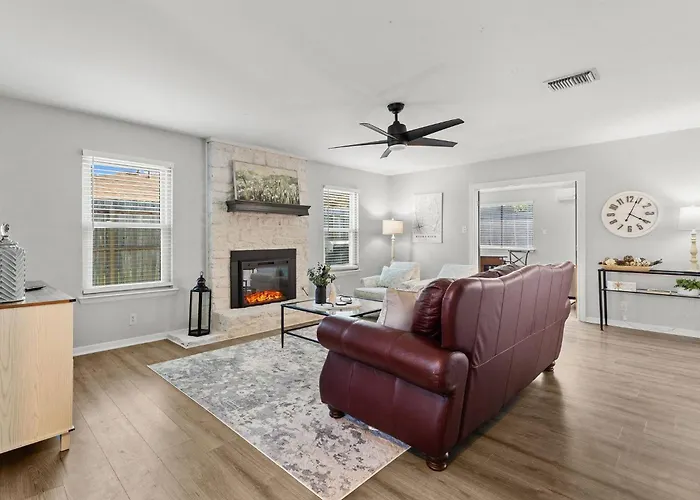 Retreat | 3br, Gameroom & Grill Holiday home Round Rock