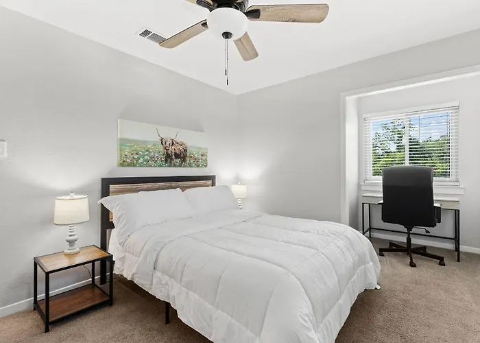 Retreat | 3br, Gameroom & Grill